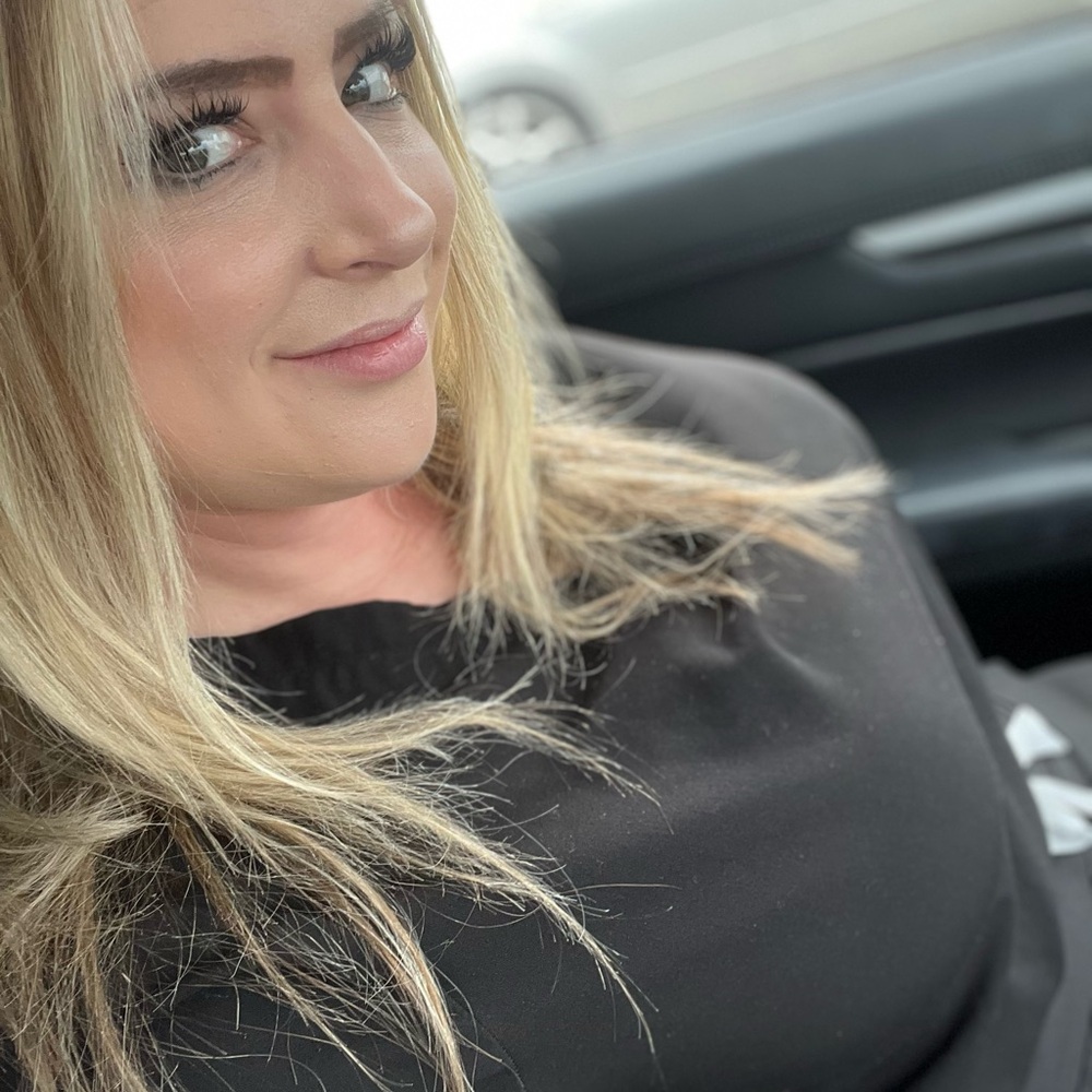 Meet your Posher, Sara